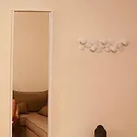 Ouranias Appartement *